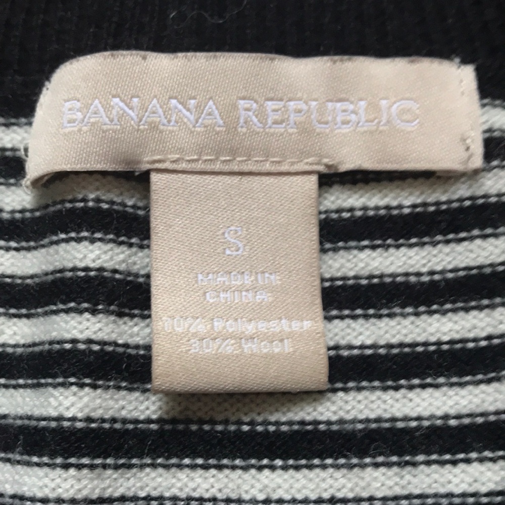 BR Knit STRIPE and SEQUIN sweater - Picture 3 of 3